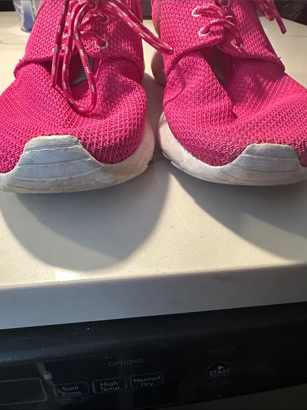 Nike Womans Hot Pink Lightweight Sneakers with Teal Pull Tabs